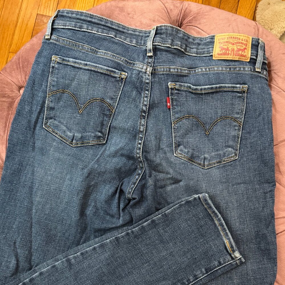 LEVI'S - WOMENS - 711 SKINNY JEANS